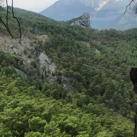 Alpesi faház Yenivadi